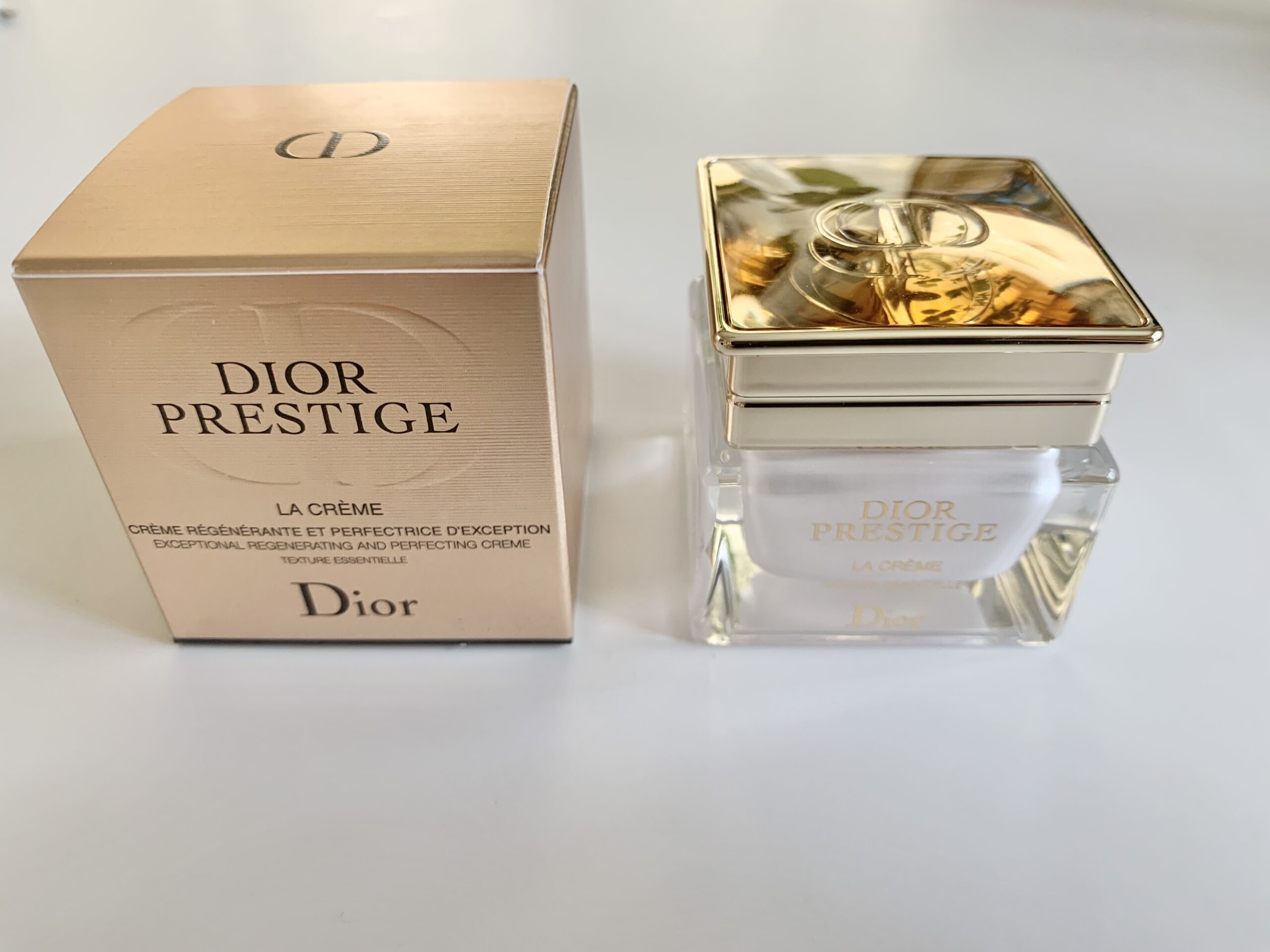 Diorからお詫びの品が届いた話。ノベルティに不具合？豪華なプレゼント 